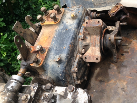 ขายสโลฮีน่สโลเหลียมพร้อมเกียร์และเพลากลาง2ดุนพ้อมแท่นสโลครบชุดใส่ได้เลยสภาพกิ๊ฟ