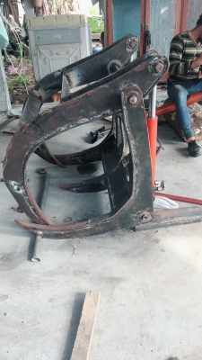 ขาย ผลิต จำหน่าย รถคีบอ้อย สด-ผ่อน ขาย ผลิต จำหน่าย รถคีบอ้อย สด-ผ่อน