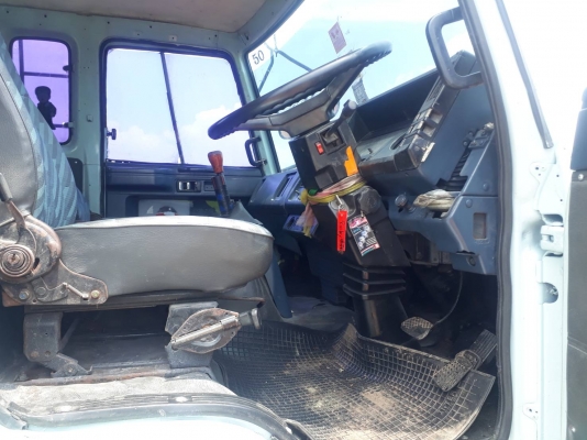 10ล้อ ISUZU ROCKY พื้นเรียบ เพลาเดียว เครื่อง 195แรง ยาว 6.20 เมตร พวงมาลัยพาว์เวอร์ เบรคจิฟฟี่ เครื
