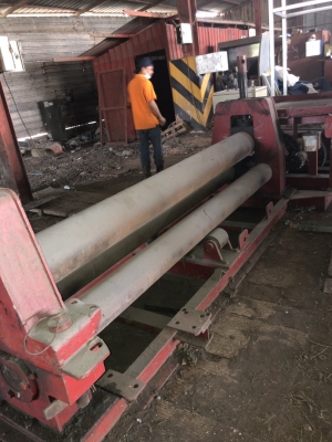 ขายม้วน8ฟุต12มิลญี่ปุ่นลูกกลิ้งตัน9นิ้วลูกบนลูกล่าง7นิ้วพร้อมใช้ครับ