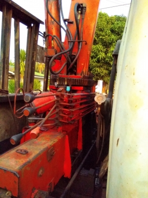 ขายเครน Unic 3 ตัน 3 ปลอก สภาพดีใช้งานได้ปกติดีคับ