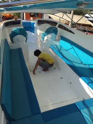 ขายเรือไฟเบอร์กลาส SR-28 สั่งต่อใหม่ ขายเรือไฟเบอร์กลาส SR-28 สั่งต่อใหม่