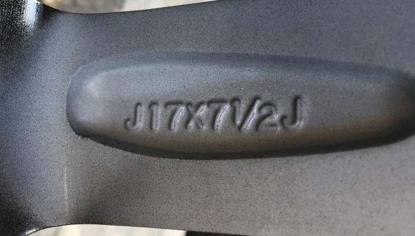 ล้อแม็กป้ายแดง Mitsu New Triton Plus สีดำ ขอบ17