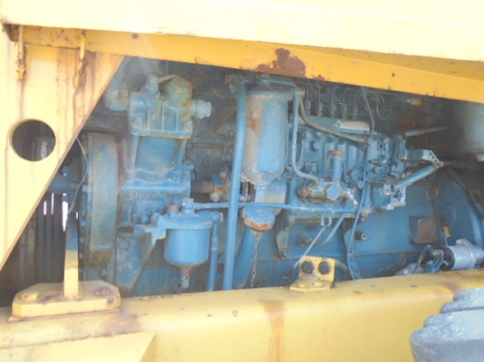 ขายรถตักล้อยาง KOBELCO 645N (เอวอ่อน สภาพดี)