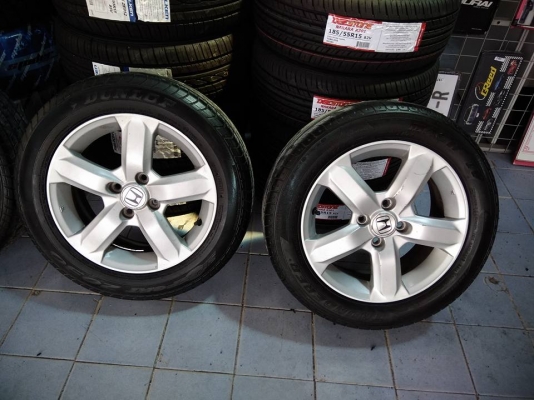 แม็กขอบ 15 พร้อมยางดอกหนา ราคา 3800 บาท ใช้ยาวๆ