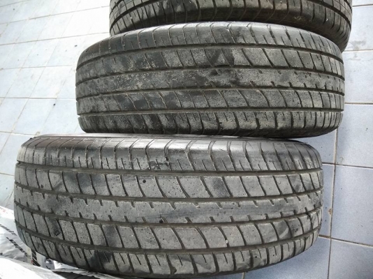 แม็กขอบ 15 พร้อมยางดอกหนา ราคา 3800 บาท ใช้ยาวๆ