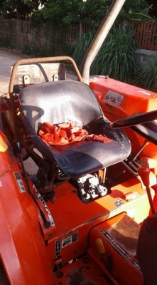 34di ปี53 เล่มชุดโอนครบ เครื่องเกียร์ ไฮฯ ระบบดีทุกอย่าง พร้อมใช้ ใช้งานอยู่ครับ อุปกรณ์ ใบดัน ผานหก ขาย 175,000 บาท รถอยู่อุบลฯ อ เขื่องใน 095-250-2470