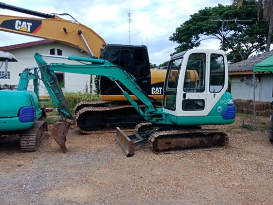 ขายรถขุดนำเข้าจากประเทศญี่ปุ่น komatsu pc30-7 หัวเก๋ง แทรกเหล็ก สนใจติดต่อสอบถาม 092-3309229 อีด