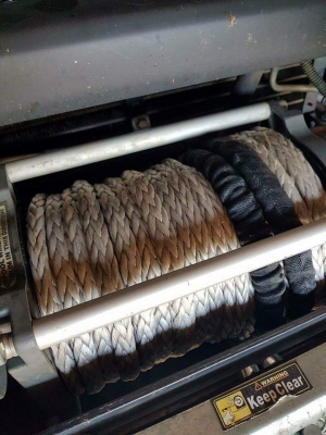 ขายเชือกวิ้น 12 มิล ยาว 28 เมตร ขายเชือกวิ้น 12 มิล ยาว 28 เมตร