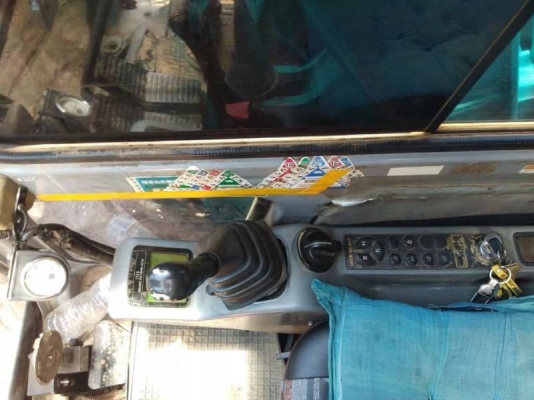 ขาย 850,000 KOBELCO sk 120-5 super ซีเรียลสูง เก๋งเหลี่ยม สภาพเก่านอก ไฟฟ้าเต็ม เครื่องดี ปั้มแรง เอวแน่น ช่วงล่างดี เอกสารอินวอยทร์ รถสวยพร้อมใช้ รถอยู่ บุรีรัมย์ 090-772-3710 090-772-3708