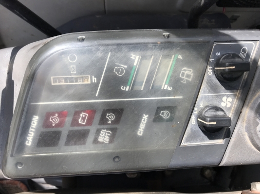 KOMATSU 30-7E ขนาดPC-30 <มีVDOให้ชม>รถเก่านอกมีเอกสารอินวอย☎️ติดต่อ 085-5632278 <ราคาต่อรองได้>