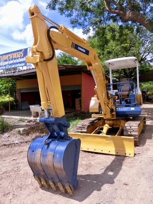 KOMATSU 30-6 ขนาดPC-30 <มีVDOให้ชม>รถเก่านอกมีเอกสารอินวอย☎️ติดต่อ 085-5632278 <ราคาต่อรองได้> KOMATSU 30-6 ขนาดPC-30 <มีVDOให้ชม>รถเก่านอกมีเอกสารอินวอย☎️ติดต่อ 085-5632278 <ราคาต่อรองได้>
