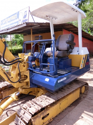 KOMATSU 30-6 ขนาดPC-30 <มีVDOให้ชม>รถเก่านอกมีเอกสารอินวอย☎️ติดต่อ 085-5632278 <ราคาต่อรองได้> KOMATSU 30-6 ขนาดPC-30 <มีVDOให้ชม>รถเก่านอกมีเอกสารอินวอย☎️ติดต่อ 085-5632278 <ราคาต่อรองได้>