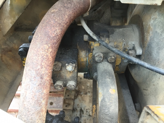 ขายด่วน!!แบคโฮ pc20-5 ใช้งานได้ดี ราคาถูก ขายด่วน!!แบคโฮ pc20-5 ใช้งานได้ดี ราคาถูก