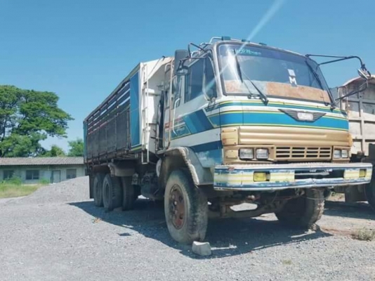 ขายค่ะ HiNo  10ล้อดั้ม2เพลา FM17  เครื่องHo7c ตามสถาพเล่มทะเบียนเอกสารพร้อม เครื่องดีคัสซีสวย เดิมๆ เอกสารแจ้งม79 แล้ว