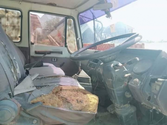 ขายค่ะ HiNo 10ล้อดั้ม2เพลา FM17 เครื่องHo7c ตามสถาพเล่มทะเบียนเอกสารพร้อม เครื่องดีคัสซีสวย เดิมๆ เอกสารแจ้งม79 แล้ว ขายค่ะ HiNo 10ล้อดั้ม2เพลา FM17 เครื่องHo7c ตามสถาพเล่มทะเบียนเอกสารพร้อม เครื่องดีคัสซีสวย เดิมๆ เอกสารแจ้งม79 แล้ว