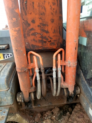 แบคโฮHitashi zx-200-3