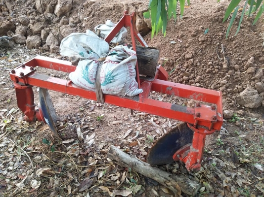 ขายผาน 3 และผานยกร่อง ขายผาน 3 และผานยกร่อง