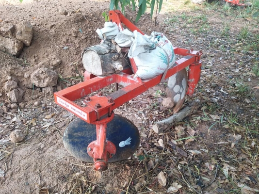 ขายผาน 3 และผานยกร่อง ขายผาน 3 และผานยกร่อง