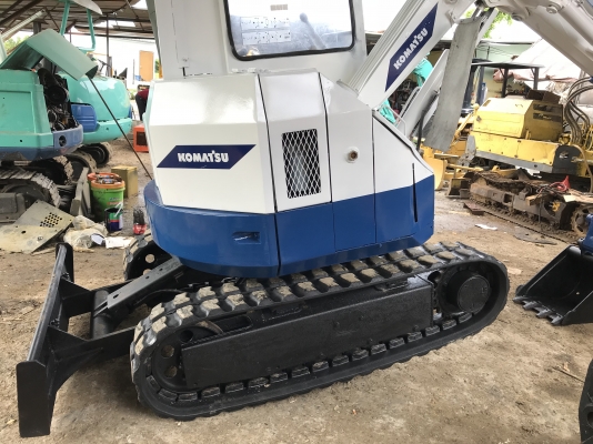 Komatsu pc28uuสภาพดีเก่าญี่ปุ่นมีใบอินวอยไม่เคยใช้ในไทย Komatsu pc28uuสภาพดีเก่าญี่ปุ่นมีใบอินวอยไม่เคยใช้ในไทย