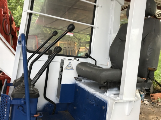 Komatsu pc28uuสภาพดีเก่าญี่ปุ่นมีใบอินวอยไม่เคยใช้ในไทย Komatsu pc28uuสภาพดีเก่าญี่ปุ่นมีใบอินวอยไม่เคยใช้ในไทย