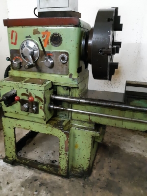 ขายเครื่องกลึงญี่ปุ่นสวิง600กลึงงานยาว1.3เมตร7ฟุตรูเพลา2นิ้วครึ่ง