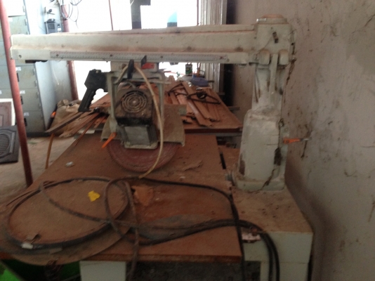 ขายโต๊เลื่อยตัดไม้ปรับองศาที่หัวได้ราคาสุดคุ้มครับ ขายโต๊เลื่อยตัดไม้ปรับองศาที่หัวได้ราคาสุดคุ้มครับ