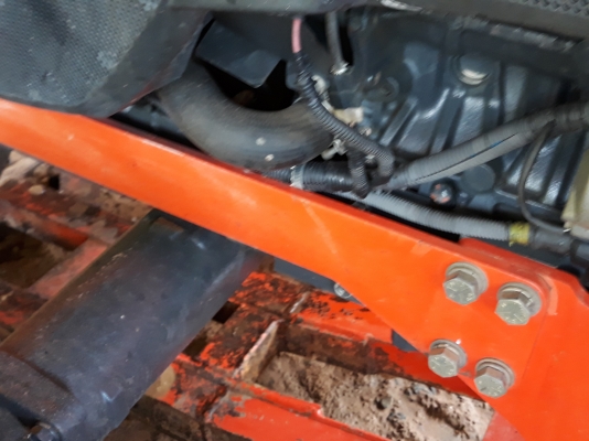 ขายL3608สวยๆสภาพนางฟ้าสวยๆเครื่องแน่นๆเกียรดีไฮโลิกแจ๋วสีเดิมๆทั้งคันมาพร้อมอุปกร4ชิ่นดันหน้า+ผาน5+โรตารี่+คราด