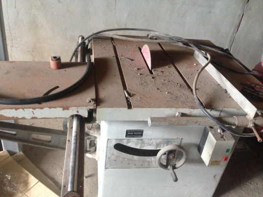 ขายโต๊เลื่อยตัดไม้ราคาสุดคุ้มครับ