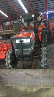 รถแทรกเตอร์มือสอง