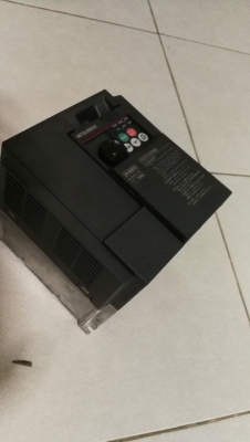 ขายอินเวอร์เตอร์มิตซู 3แรง 2.2kw ขายอินเวอร์เตอร์มิตซู 3แรง 2.2kw