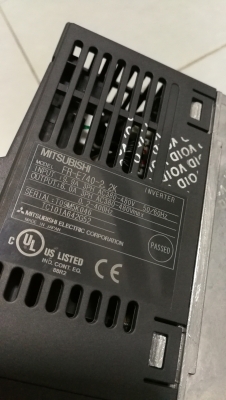 ขายอินเวอร์เตอร์มิตซู 3แรง 2.2kw ขายอินเวอร์เตอร์มิตซู 3แรง 2.2kw