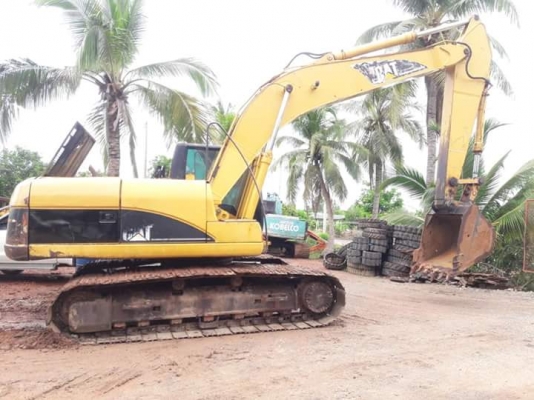 ขายจ้า..CATERPILLAR 320C เก่าใน  สภาพสวย  เครื่องปั๊มดี  เดิมๆๆ  10,XXX  ชั่วโมง..พร้อมใช้  พร้อมเล่มทะเบียน  โทร  089-3818694  จ๊อย
