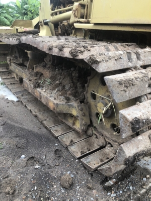 ขายรถแทรกเตอร์KOMATSU D20P รุ่น7