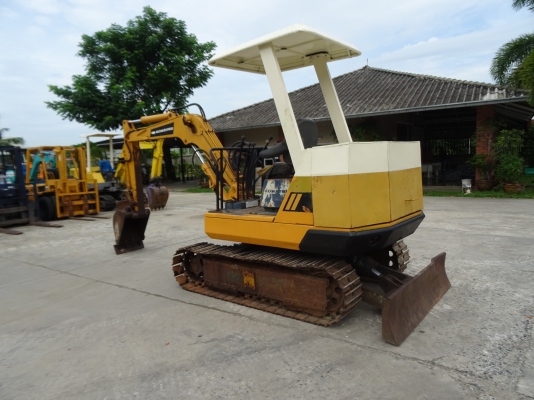 รถขุด PC20-2