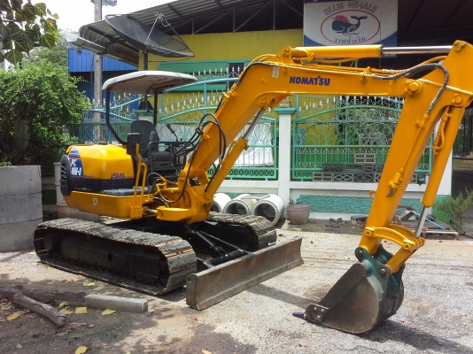 Komatsu 40r-8 ไลย์แยกไฟฟ้า รุ่นล่าสุด เก่านอกไม่เคยใช้งานในไทย