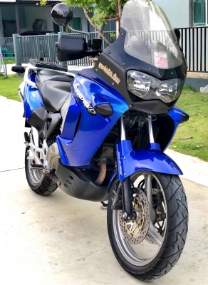 ขายครับ Honda Varadero 1,000 cc รถสะอาด สบายตา พร้อมใช้งานครับ ขายครับ Honda Varadero 1,000 cc รถสะอาด สบายตา พร้อมใช้งานครับ