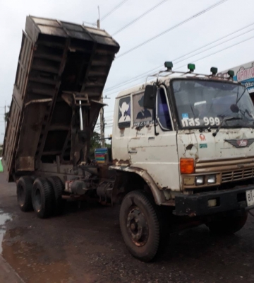 สิบล้อ ฮีโน่ FM 227LD EM100-220HP ดั้ม 2เพา <กะบะมีช่องว่าง-ติดเครน> แอร์ พ.เวอร์ ทิฟฟี  เครือง-เกียร์ เดิม ช่วงล่างเต็ม ยางดี รถห้าง สภาพดีใช้งานปกติ เล่ม,ทะเบียน พร้อมโอน