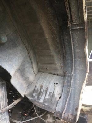 สิบล้อ ฮีโน่ FM 227LD EM100-220HP ดั้ม 2เพา <กะบะมีช่องว่าง-ติดเครน> แอร์ พ.เวอร์ ทิฟฟี  เครือง-เกียร์ เดิม ช่วงล่างเต็ม ยางดี รถห้าง สภาพดีใช้งานปกติ เล่ม,ทะเบียน พร้อมโอน