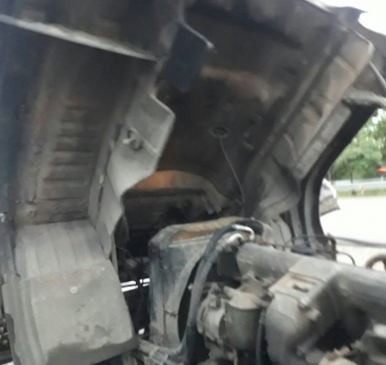 สิบล้อ ฮีโน่ FM 227LD EM100-220HP ดั้ม 2เพา <กะบะมีช่องว่าง-ติดเครน> แอร์ พ.เวอร์ ทิฟฟี  เครือง-เกียร์ เดิม ช่วงล่างเต็ม ยางดี รถห้าง สภาพดีใช้งานปกติ เล่ม,ทะเบียน พร้อมโอน