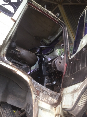 สิบล้อ ฮีโน่ FM 227LD EM100-220HP ดั้ม 2เพา <กะบะมีช่องว่าง-ติดเครน> แอร์ พ.เวอร์ ทิฟฟี  เครือง-เกียร์ เดิม ช่วงล่างเต็ม ยางดี รถห้าง สภาพดีใช้งานปกติ เล่ม,ทะเบียน พร้อมโอน