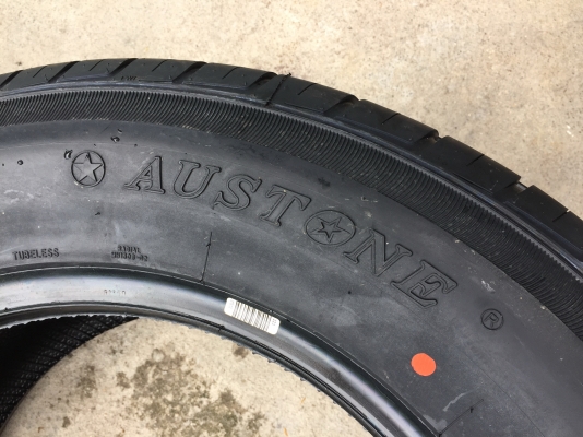 ยางใหม่ AUSTONE 265-60-18 ปี 18 เส้นละ 2950 ชุดละ 11400 ยางใหม่ AUSTONE 265-60-18 ปี 18 เส้นละ 2950 ชุดละ 11400