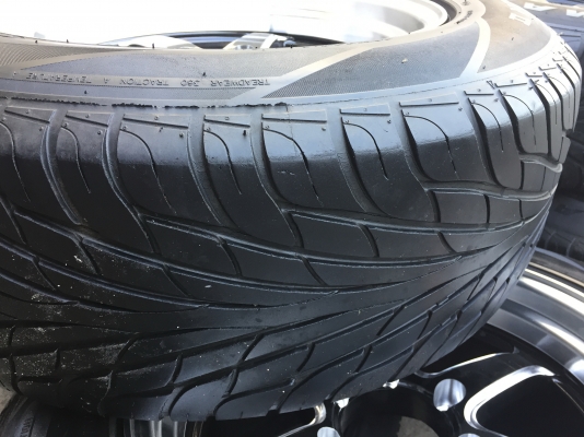 WELD ขอบ18 เลเซอร์ก้าน พร้อมยางเปอร์เซ็นต์ MAXXIS 265 60 18 ปี 14 ขนาด 6 รู หน้า 9.5-10.5 ล้อใหม่แกะกล่อง ครบชุด 15900 WELD ขอบ18 เลเซอร์ก้าน พร้อมยางเปอร์เซ็นต์ MAXXIS 265 60 18 ปี 14 ขนาด 6 รู หน้า 9.5-10.5 ล้อใหม่แกะกล่อง ครบชุด 15900