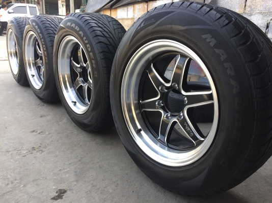 WELD ขอบ18 เลเซอร์ก้าน พร้อมยางเปอร์เซ็นต์  MAXXIS 265 60 18 ปี 14 ขนาด 6 รู หน้า 9.5-10.5  ล้อใหม่แกะกล่อง ครบชุด 15900