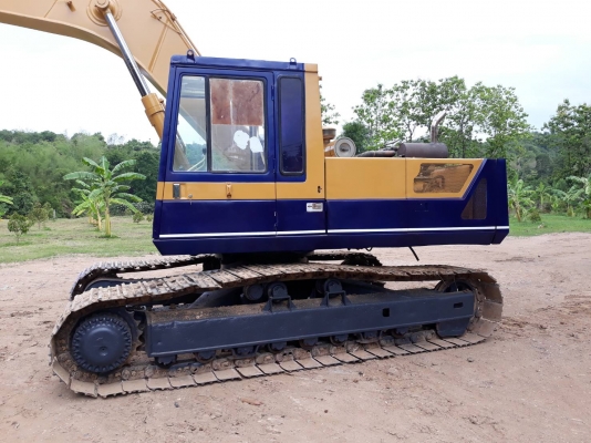 รถแบคโฮ  รุ่น3LC  พร้อมใช้งาน สภาพสวยมาก