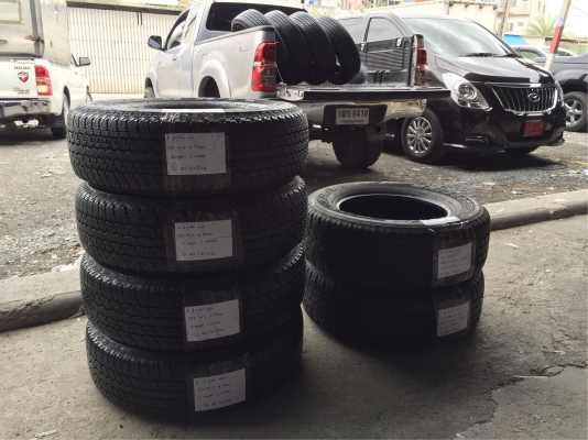 ยางคู่ Bridgestone 265 65 17 ปี17 ดอกเต็ม ไม่มีปะ ใช้ยาว จำนวน2เส้น ราคาไม่แพง