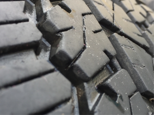 ยางคู่ Bridgestone 265 65 17 ปี17 ดอกเต็ม ไม่มีปะ ใช้ยาว จำนวน2เส้น ราคาไม่แพง
