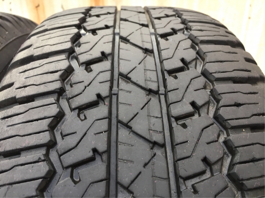 ยางคู่ Bridgestone 265 65 17 ปี17 ดอกเต็ม ไม่มีปะ ใช้ยาว จำนวน2เส้น ราคาไม่แพง