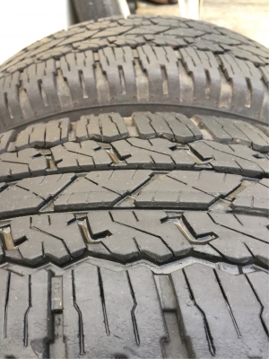 ยางคู่ Bridgestone 265 65 17 ปี17 ดอกเต็ม ไม่มีปะ ใช้ยาว จำนวน2เส้น ราคาไม่แพง