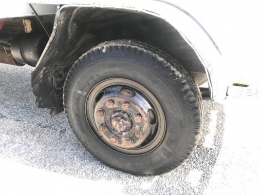 ขาย 295,000 บาท HINO FF177 ตู้ 10 บาน ยาว 7.2 เมตร เครื่อง EH700-168 แรง หัวบาง ยางดี คัสชีสวย เอกสารเล่มทะเบียน  รถอยู่   นครปฐม โทร 0610710295